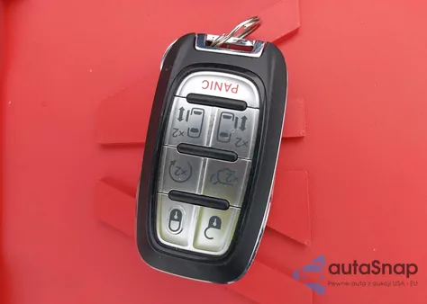 2019 Chrysler Pacifica Touring Plus z USA, uszkodzony, nr VIN 2C4RC1FGXKR610201